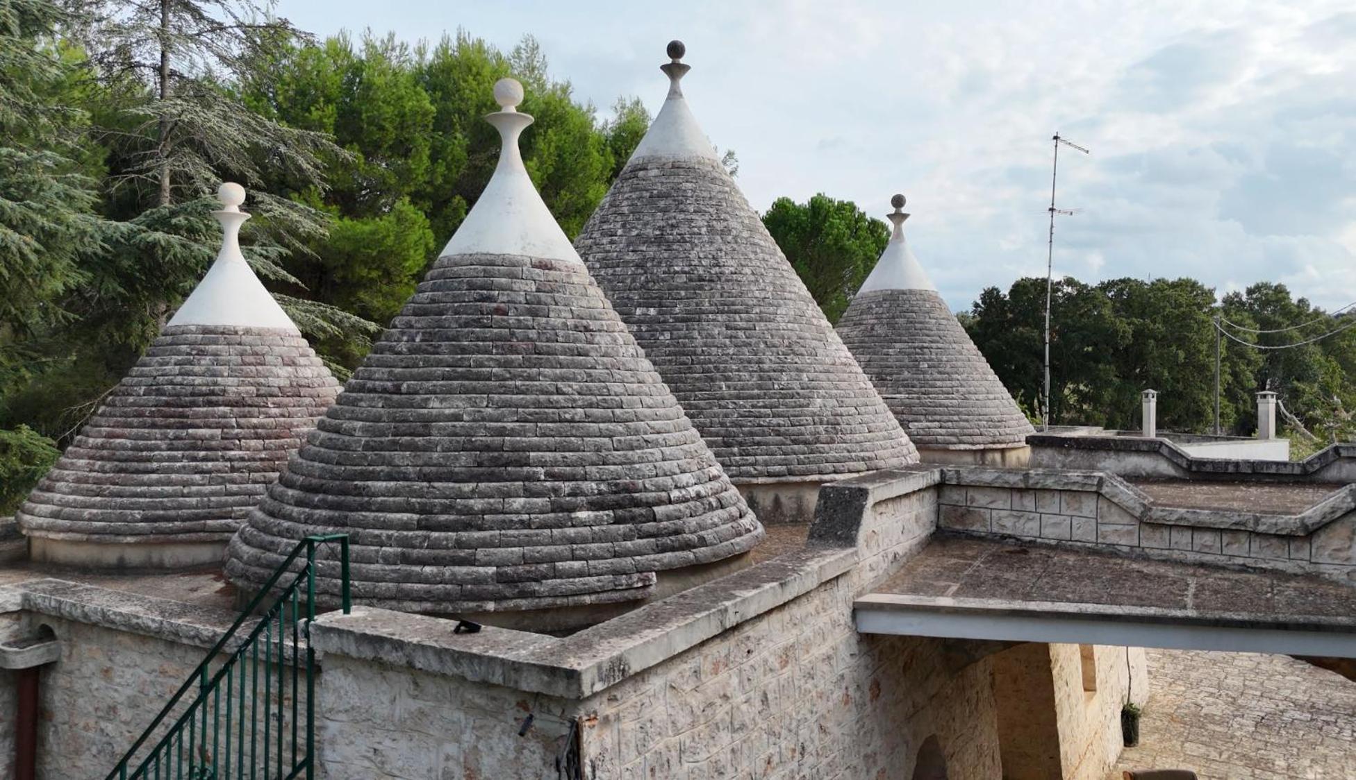 Trulli Pinnacoli Locorotondo Eksteriør billede