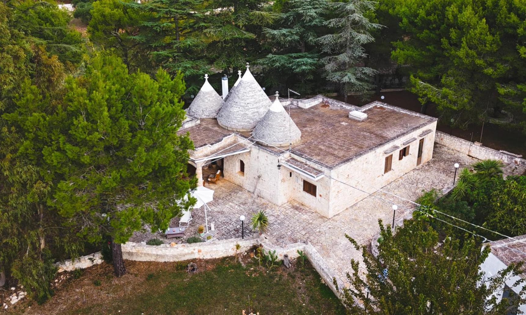 Trulli Pinnacoli Locorotondo Eksteriør billede